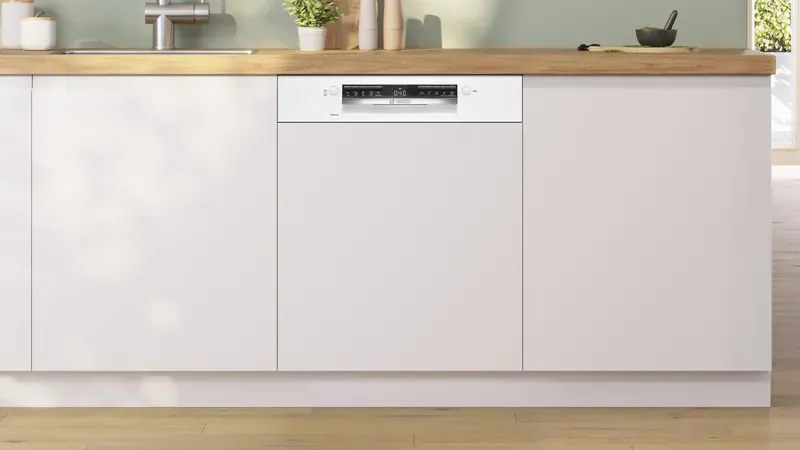 Serie 4 SMI4IKW50T Yarı Ankastre Bulaşık Makinesi 60 cm Beyaz